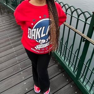 OVERSIZED RED OAKLAND SWEATER!